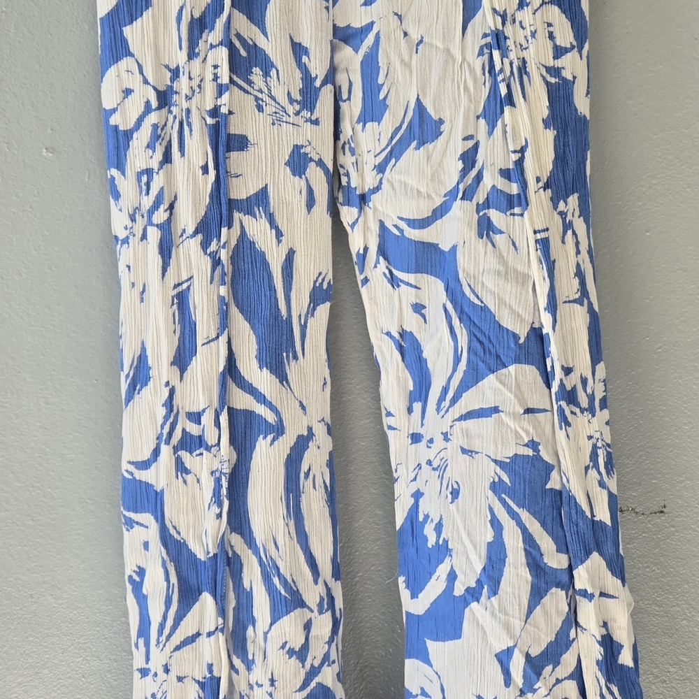 Billabong Blue and White Floral Wide Leg Pants
